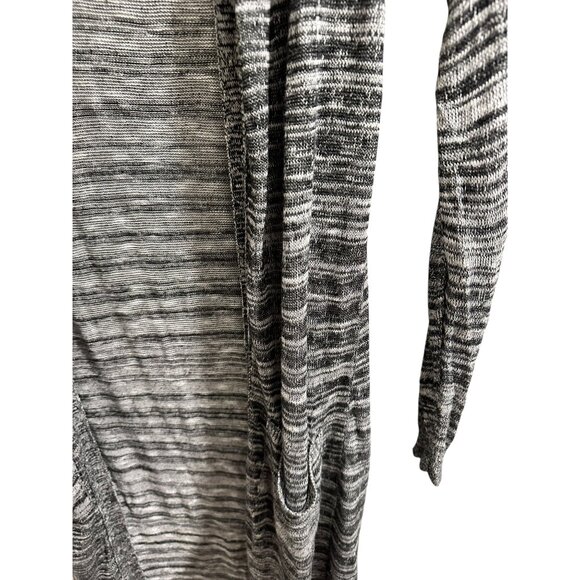 π 2/$30 π Striped Duster Size M Soft & Cozy Knit Long Sleeve Open Front - Picture 3 of 7